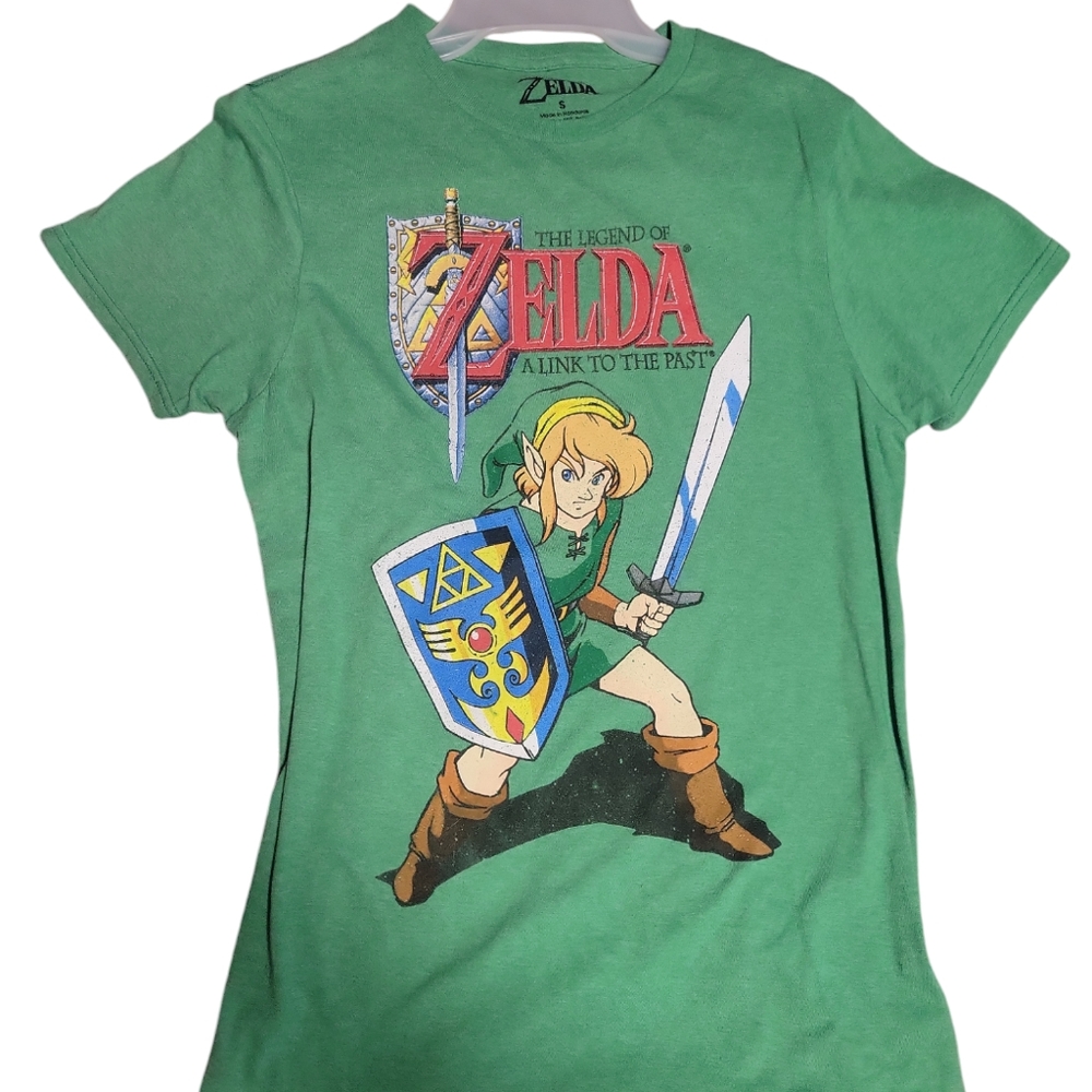 Zelda shirt small